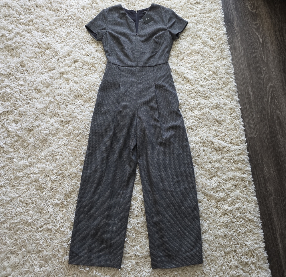 Club Monaco Gray Tailored Short-Sleeve Jumpsuit - Picture 1 of 7